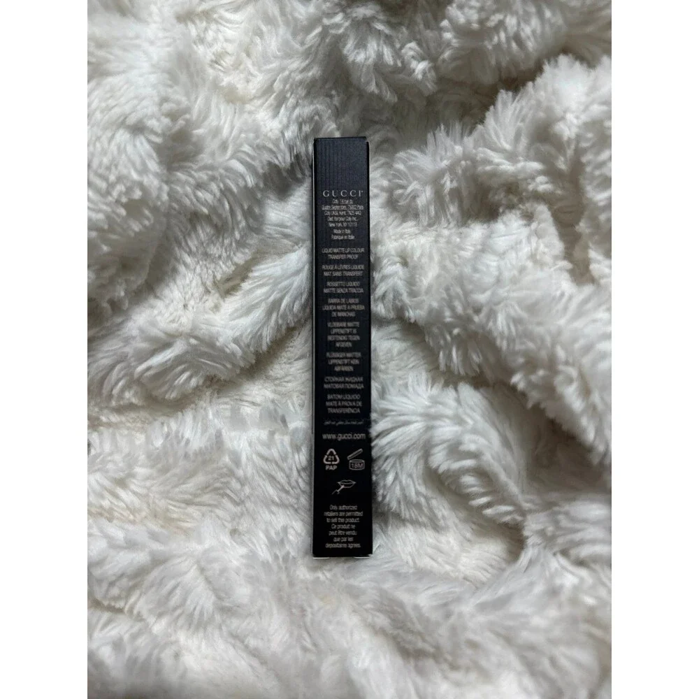 GUCCI 208 ​THEY MET IN ARGENTINA, ROUGE À LÈVRES LIQUIDE MAT LIPSTICK